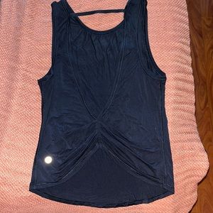 🌟 Lululemon black top S🌟